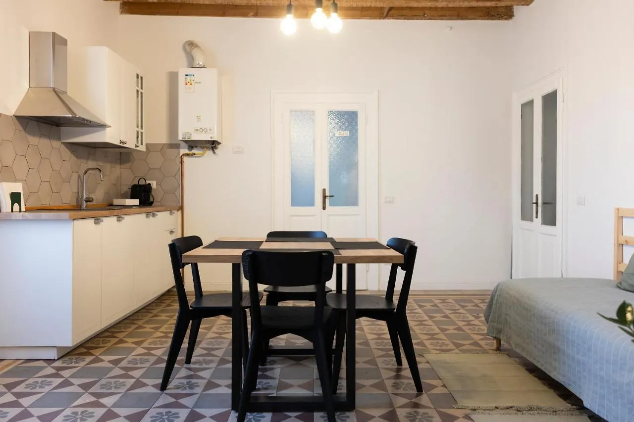 Apartment Traditional Italian House - Bergamo