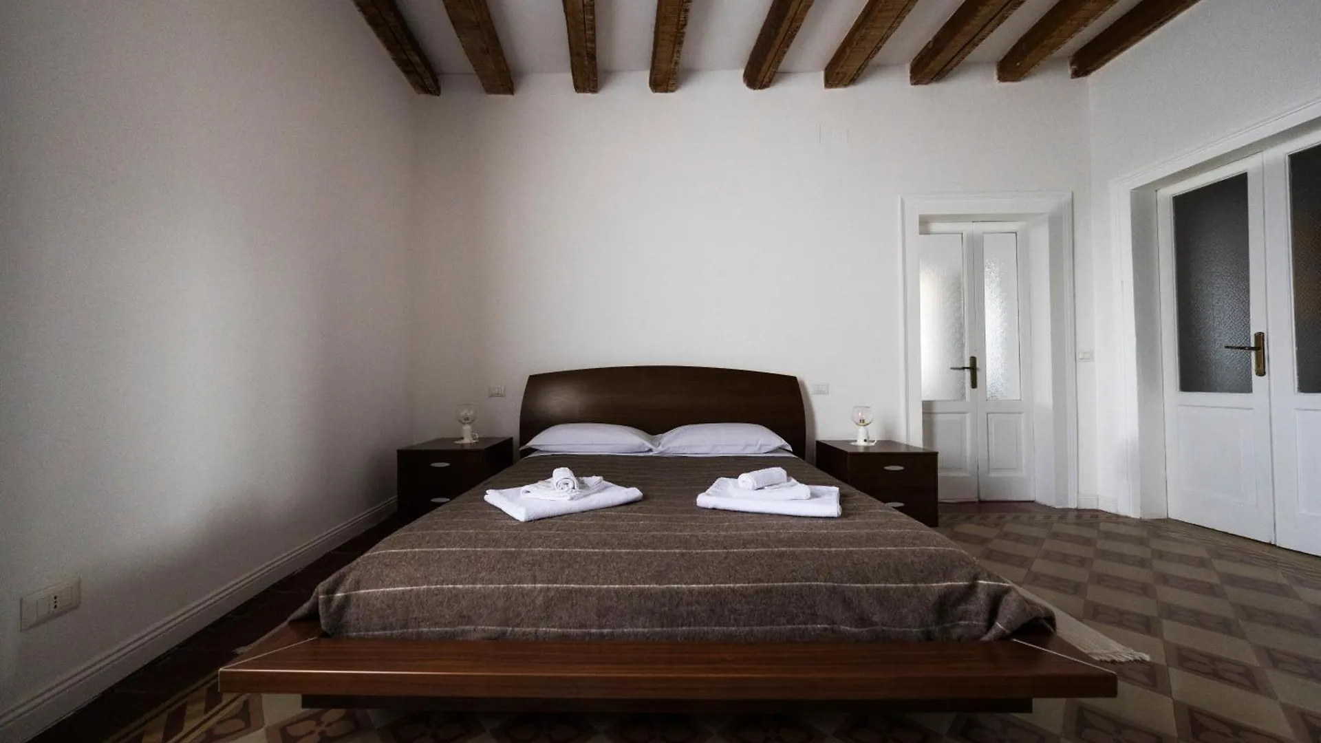 Traditional Italian House - Bergamo Apartment